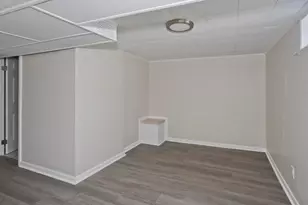 11 Mountainview St, Chicopee, MA 01020 - Photo 22