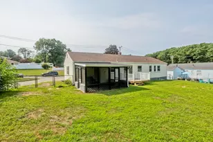 11 Mountainview St, Chicopee, MA 01020 - Photo 34