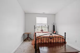 21 Hampshire Rd, Methuen, MA 01844 - Photo 6
