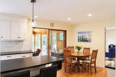 39 Spring Hill Rd, North Andover, MA 01845 - Photo 4