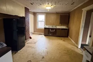 118 Cedar St, Springfield, MA 01105 - Photo 4
