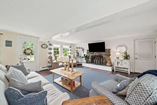 205 W Elm St, Pembroke, MA 02359 - Photo 8