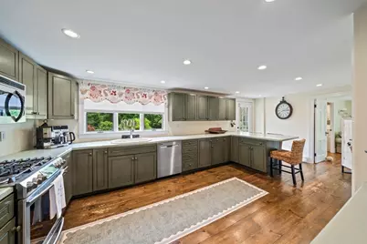 205 W Elm St, Pembroke, MA 02359 - Photo 4