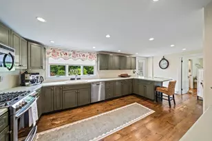 205 W Elm St, Pembroke, MA 02359 - Photo 4