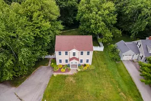 38 Anelia St, Somerset, MA 02726 - Photo 10