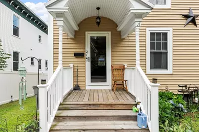 27 Cedar St, Gardner, MA 01440 - Photo 4