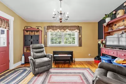 27 Cedar St, Gardner, MA 01440 - Photo 10