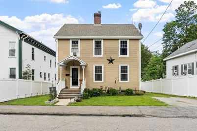27 Cedar St, Gardner, MA 01440 - Photo 1