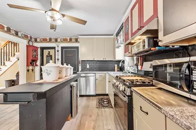 27 Cedar St, Gardner, MA 01440 - Photo 16