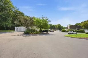 155 Porter Lake Dr, Springfield, MA 01106 - Photo 34
