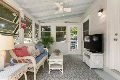70 Montrose Ave, Wakefield, MA 01880 - Photo 18