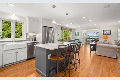 84 S Shore Dr, Sturbridge, MA 01566 - Photo 8