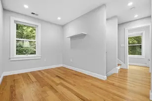 28 Beecher Pl, Newton, MA 02459 - Photo 24