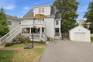 28 Beecher Pl, Newton, MA 02459 - Photo 1