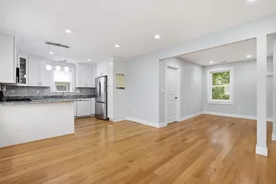 28 Beecher Pl #B, Newton, MA 02459 - Photo 4