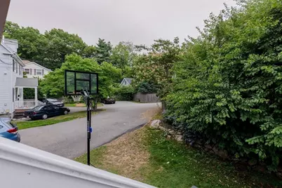 28 Beecher Pl #B, Newton, MA 02459 - Photo 32