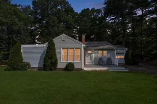 8 Randall Rd, Kingston, MA 02364 - Photo 2
