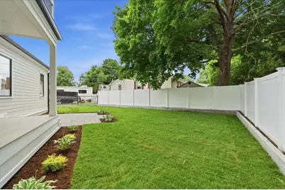 262 River St, Newton, MA 02465 - Photo 36