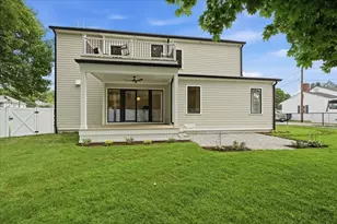 262 River St, Newton, MA 02465 - Photo 32