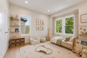 147 W 8th St, Boston, MA 02127 - Photo 16
