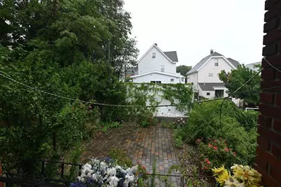 53 Sycamore St #1, Everett, MA 02149 - Photo 16