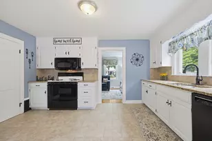 24 Oak St, Medfield, MA 02052 - Photo 10