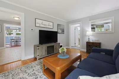 24 Oak St, Medfield, MA 02052 - Photo 8