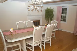 1086 Burt St, Taunton, MA 02780 - Photo 20