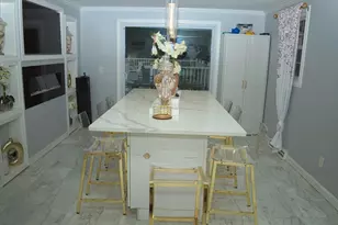 1086 Burt St, Taunton, MA 02780 - Photo 14