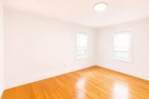 53 Sycamore St, Everett, MA 02149 - Photo 6