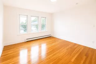 53 Sycamore St, Everett, MA 02149 - Photo 4