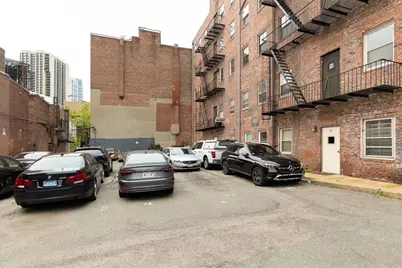 17 Bowdoin St #3C, Boston, MA 02114 - Photo 16