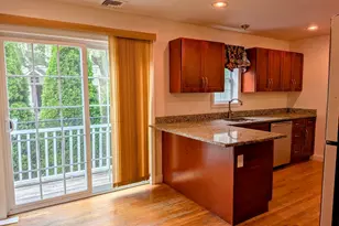 12 Woodbury Ct, Salem, MA 01970 - Photo 2