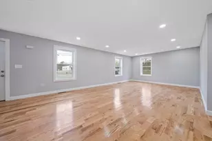 13 Broadway, Raynham, MA 02767 - Photo 8