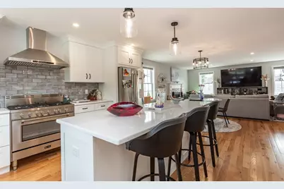 60 Garside St #6, Fall River, MA 02720 - Photo 4