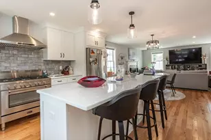 60 Garside St, Fall River, MA 02720 - Photo 4