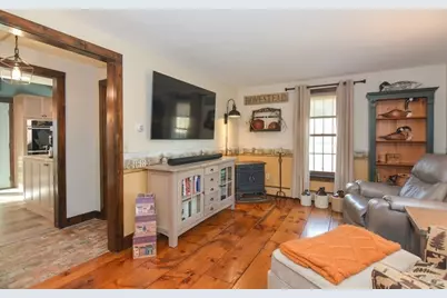 187 Blackstone Street, Mendon, MA 01756 - Photo 10