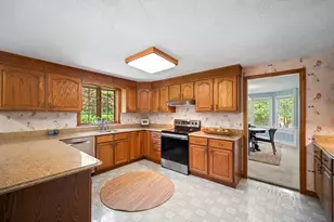 41 Farrington Ln, Marlborough, MA 01752 - Photo 12