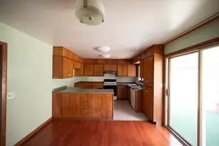 13 Church St, Erving, MA 01344 - Photo 4