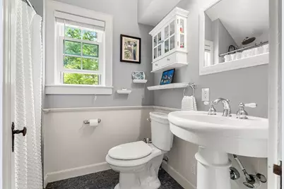 4 Daniels St, Lexington, MA 02421 - Photo 22