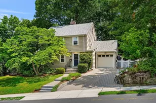 4 Daniels St, Lexington, MA 02421 - Photo 1