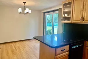 52 Frederick St, Dracut, MA 01826 - Photo 6
