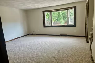 52 Frederick St, Dracut, MA 01826 - Photo 10