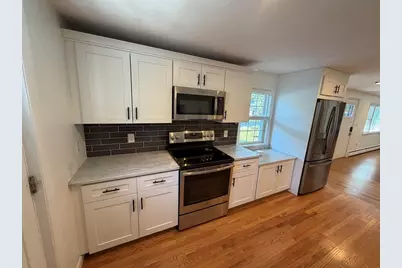 8 Fairbrook Rd, Framingham, MA 01701 - Photo 6