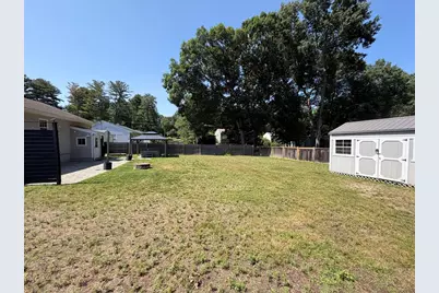 8 Fairbrook Rd, Framingham, MA 01701 - Photo 38