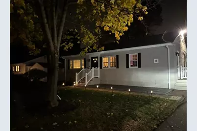 8 Fairbrook Rd, Framingham, MA 01701 - Photo 2