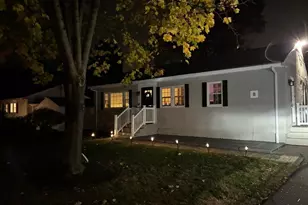 8 Fairbrook Rd, Framingham, MA 01701 - Photo 2