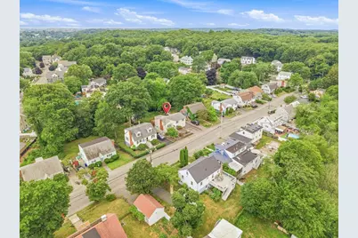 130 Elwell St, Malden, MA 02148 - Photo 2