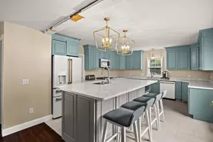 551 Tremont St, Taunton, MA 02780 - Photo 12