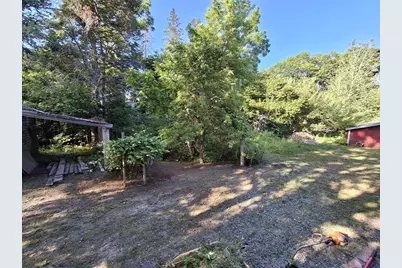551 Tremont St, Taunton, MA 02780 - Photo 18